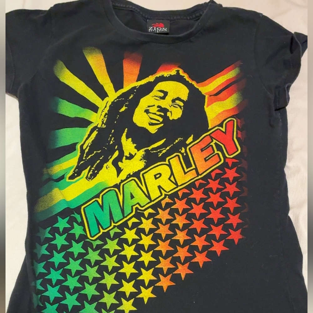 Black vintage Bob Marley Graphic T-Shirt
